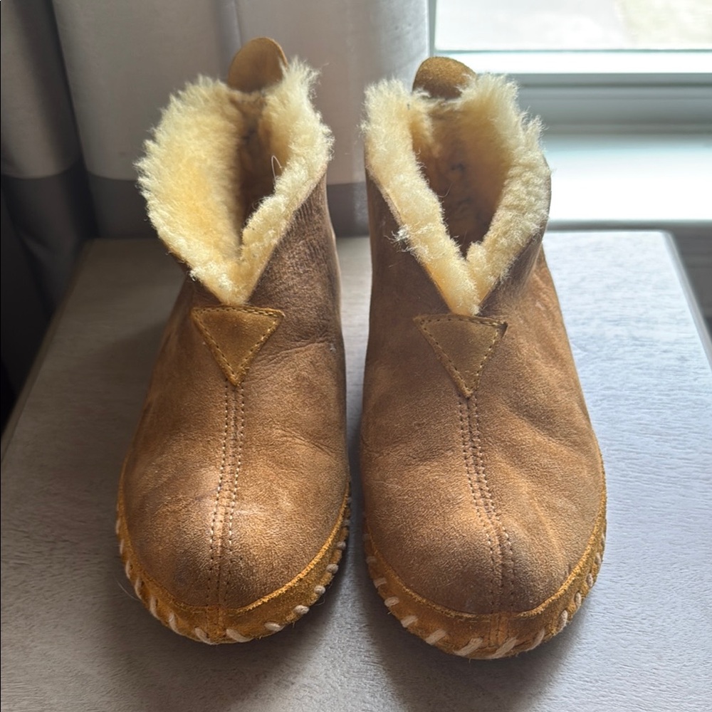 Cozy Brown women’s Shoes